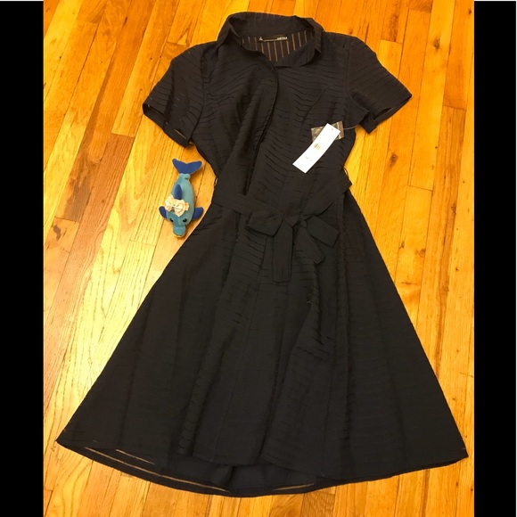 chetta b Dresses & Skirts - Chetta b shortsleeve button down navy,NWT